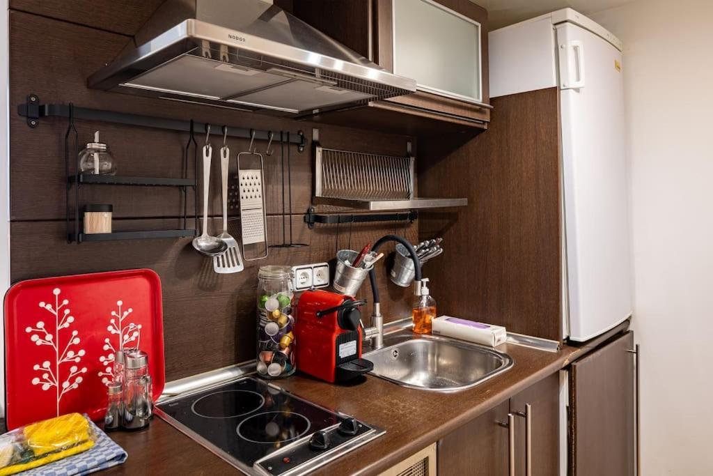Beautiful Apartment In Malasana For 3 Pax - Ferrer 马德里 外观 照片