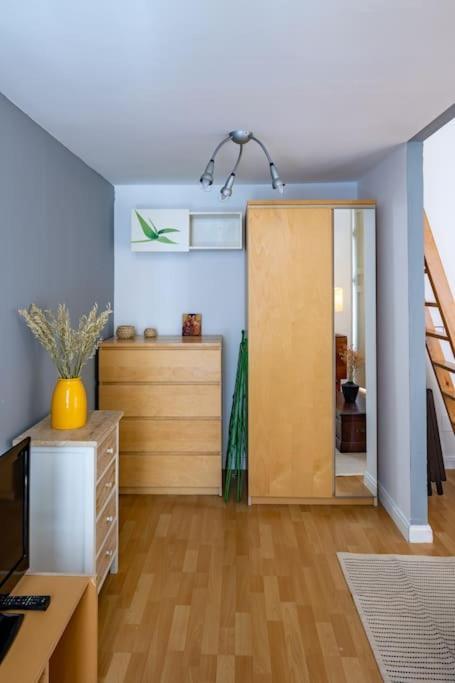 Beautiful Apartment In Malasana For 3 Pax - Ferrer 马德里 外观 照片